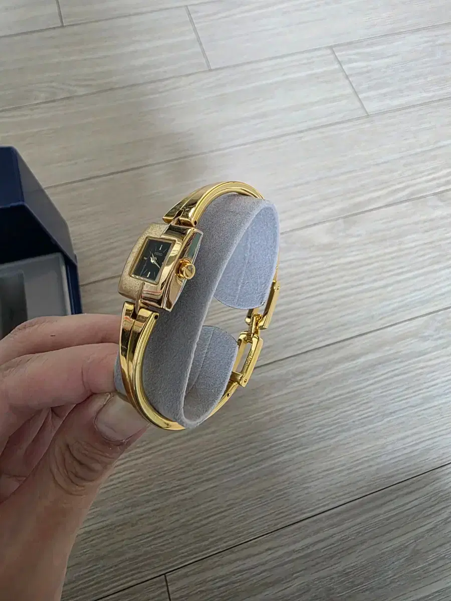 thumbnail-6